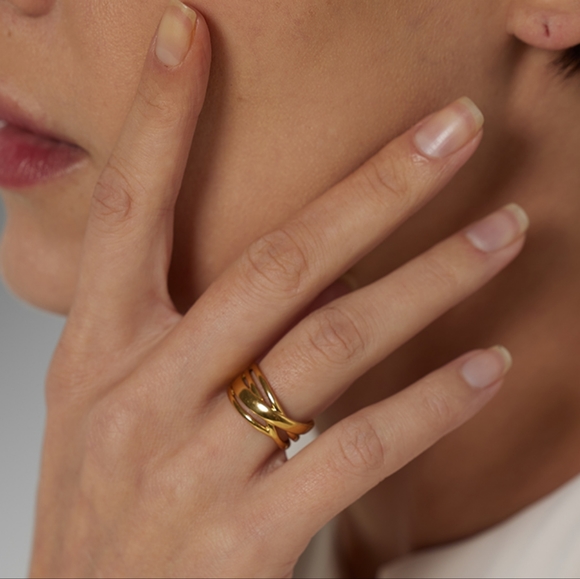 Gold/Rose Gold Rings - Picture 4 of 12